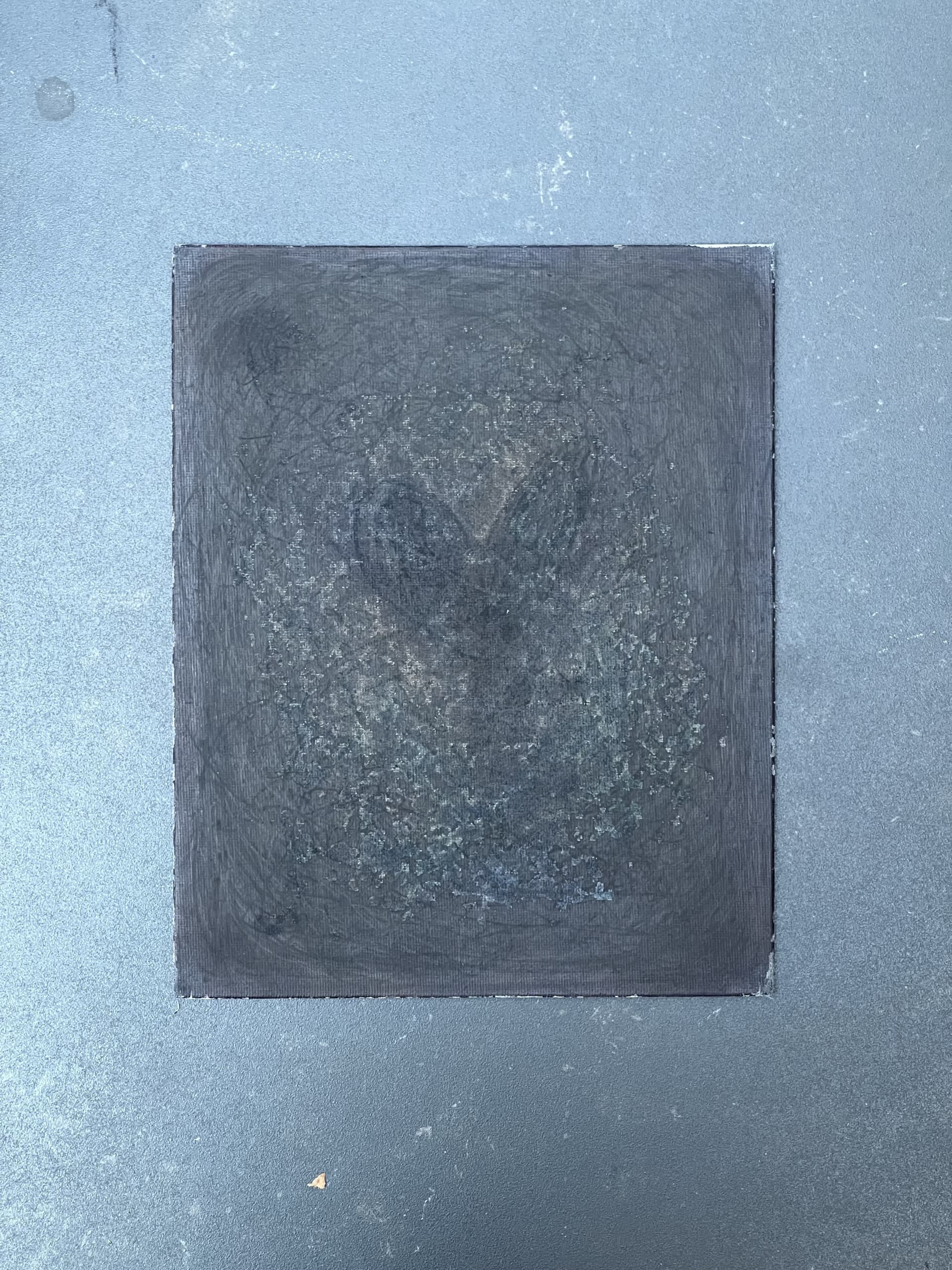 Tra la luce e il mondo